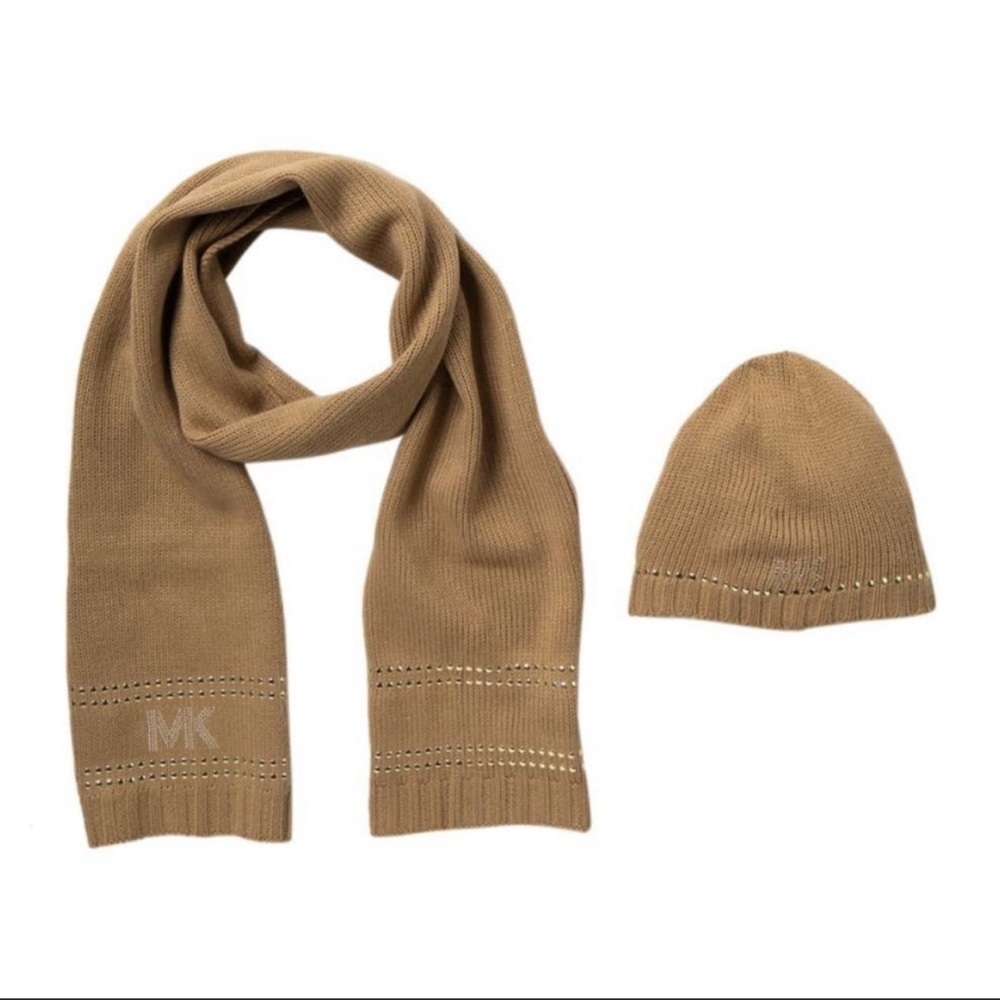 MICHAEL KORS Camel Studded Stripe with Logo Detail Hat & Scarf Set NWT